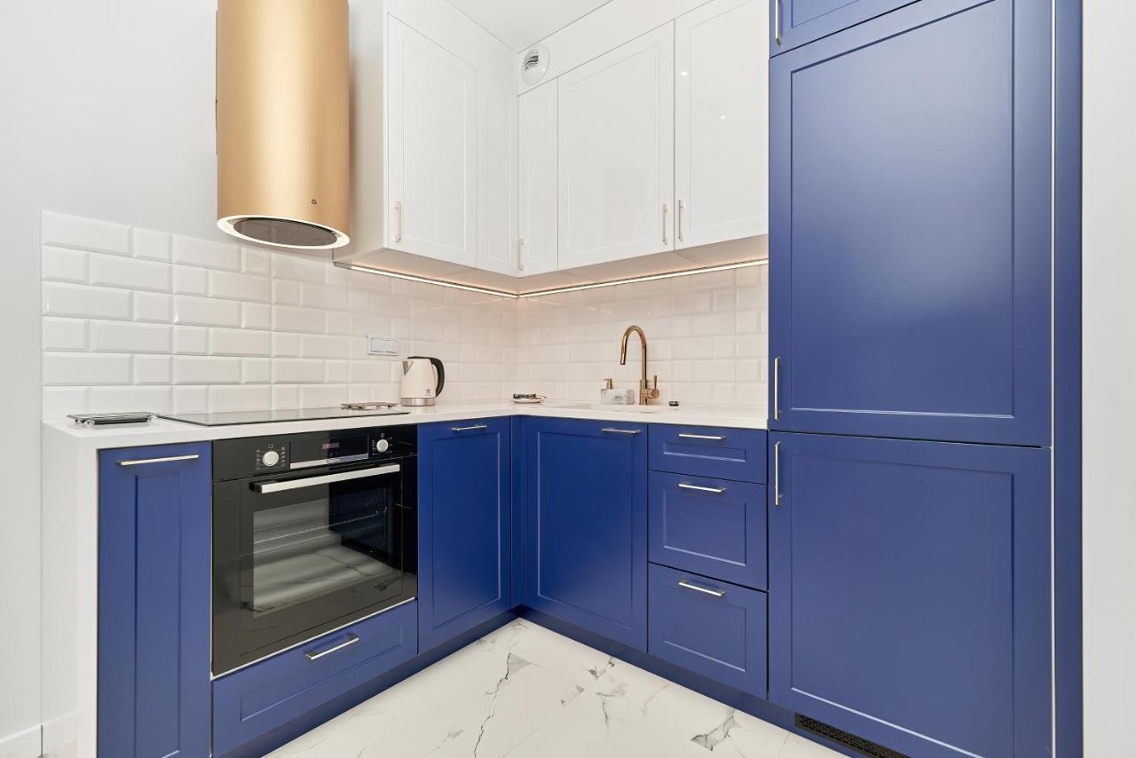 Exclusive Apartments Gwiazdzista With Free Garage Wroclaw By Noclegi Renters Exterior foto
