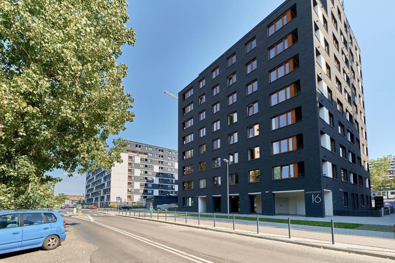 Exclusive Apartments Gwiazdzista With Free Garage Wroclaw By Noclegi Renters Exterior foto